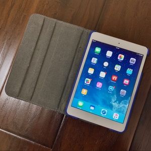 iPad Mini 1st Generation with Case